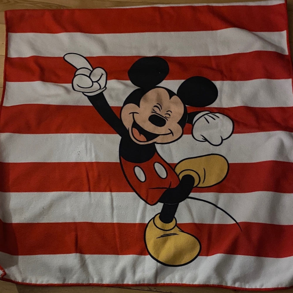Mickey Mouse Striped towel/blanket